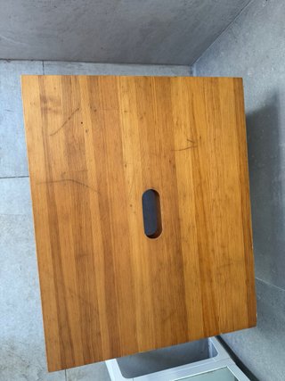 Taburete de madera