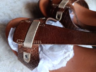 Sandalias tacón marrón Talla 37
