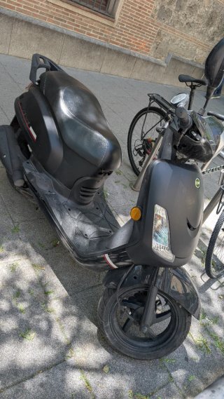 Moto Sym Fiddle 2 50cc Negra