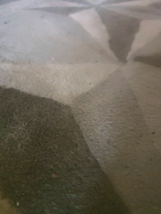Alfombra de lana gris y blanca Habitat