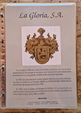 Libro Vinos de Valdepeñas.