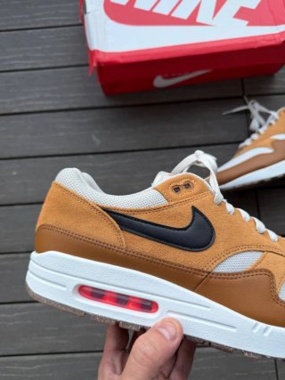 Nike Air Max 1 Marrón/Blanco