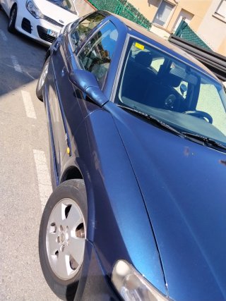 Opel Vectra 2000 serie b