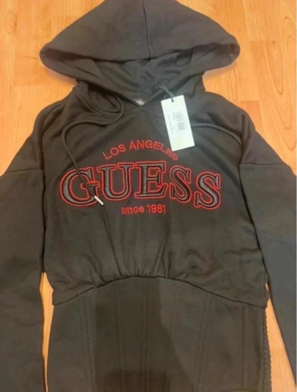 GUESS 100€ + regalo