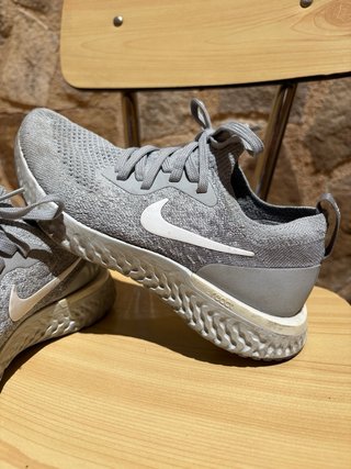 Nike React Flyknit grises