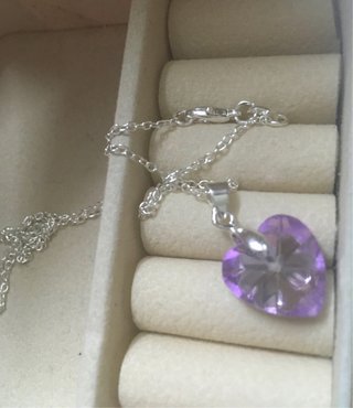 Collar plata con corazón cristal morado