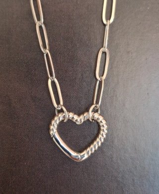 Collar de 45cm. Corazón Plata
