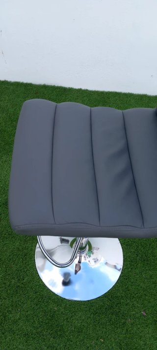 Taburete de barra Conforma gris