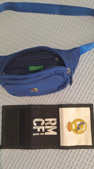 Riñonera Benetton y Cartera Real Madrid