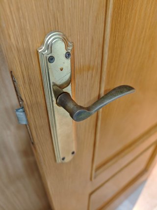 Puertas de interior de madera con marcos