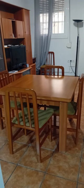 Último dia, el día 30.mesa de comedor y 6 sillas .