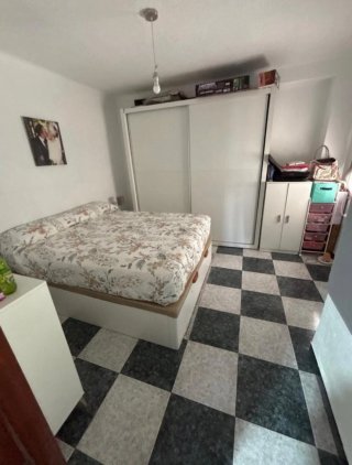 Piso en zona paseo de linarejos