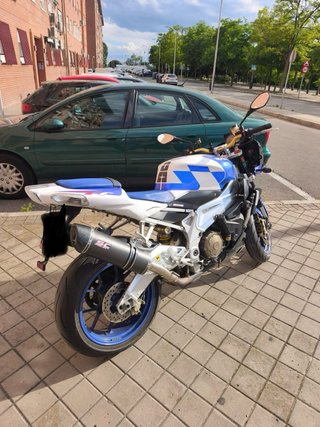 Aprilia Tuono 1000 2009 Naked