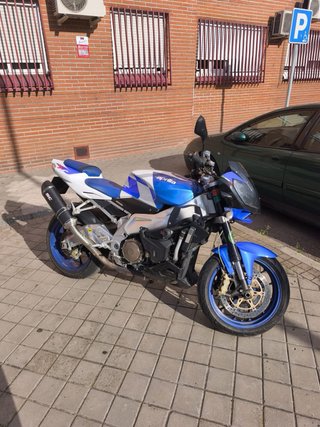 Aprilia Tuono 1000 2009 Naked