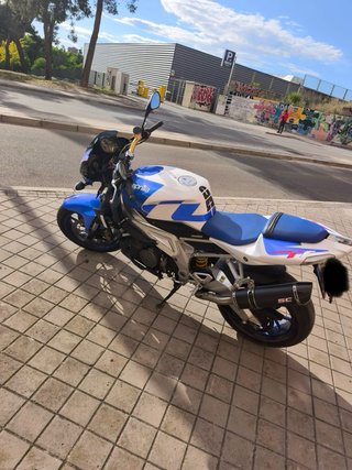 Aprilia Tuono 1000 2009 Naked