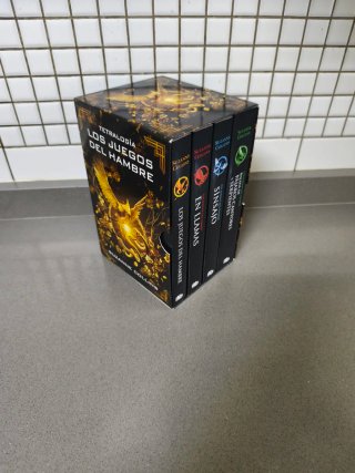 Estuche Saga los juegos del hambre