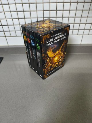 Estuche Saga los juegos del hambre