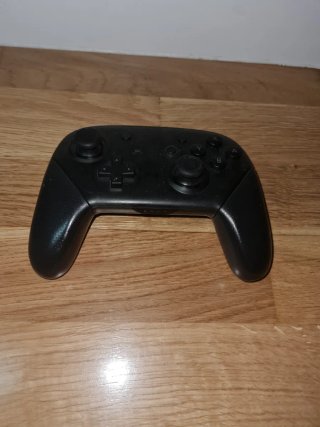 Nintendo Switch OLED / juegos y accesorios