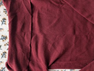 Jersey fino escote barco rojo burdeos