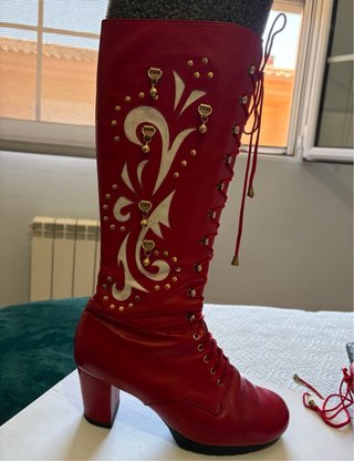 Botas altas rojas talla 38