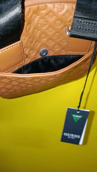 Bandolera Guess original marrón para Hombre