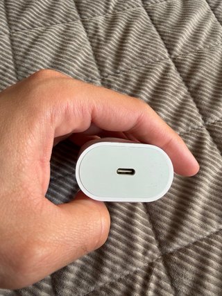 Cargador y Cable USB Blanco