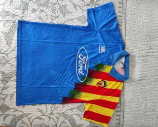 Camiseta Valencia CF Luanvi. Talla M Vintage.