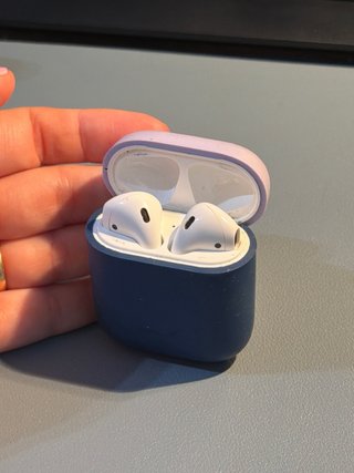 iPhone 6s, AirPods, Cables y Cargador