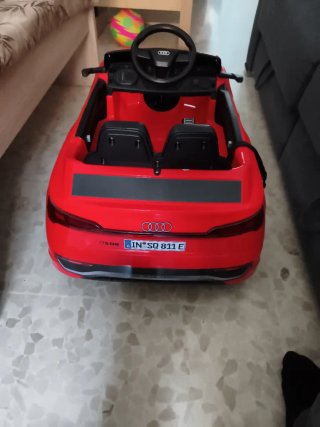 Coche eléctrico Audi niños