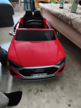Coche eléctrico Audi niños