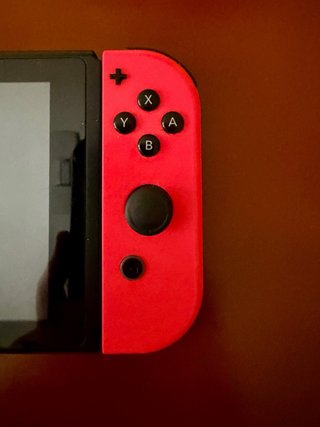 Nintendo Switch + Caja y Accesorios