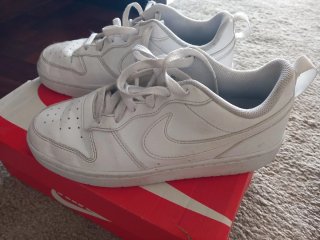 Zapatillas Nike COURT Blancas Talla 37.5 con caja