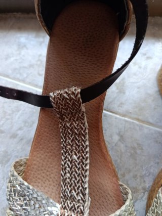 Sandalias tacón 37 oro y plata