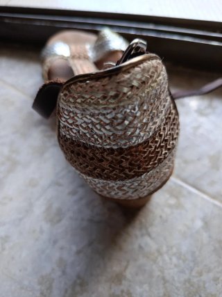 Sandalias tacón 37 oro y plata