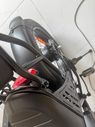 Bicicleta Eléctrica Fat Bike Negra