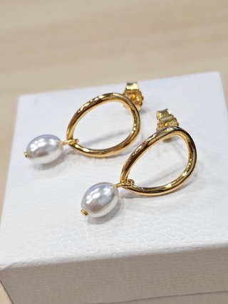 Pendientes Pandora Círculo Orgánico Dorado