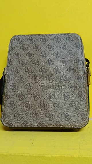Bandolera Guess Hombre Beige/Marrón Doble Cierre