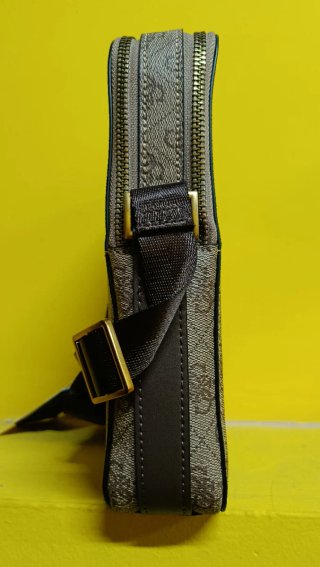 Bandolera Guess Hombre Beige/Marrón Doble Cierre