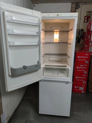 Frigorífico Edesa Combi Clase A 185x60cm garantía