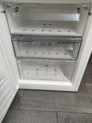 Frigorífico Edesa Combi Clase A 185x60cm garantía