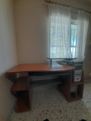 Escritorio y mesa para ordenador