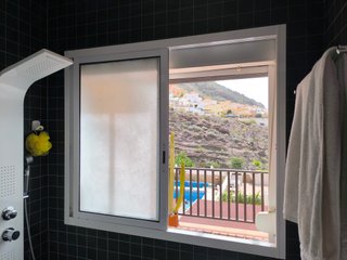 Ventanas y puertas, diversas medidas