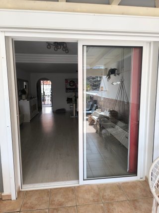 Ventanas y puertas, diversas medidas