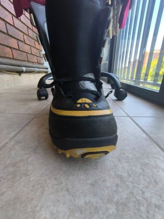 Botas Snowboard Burton Negras y Doradas
