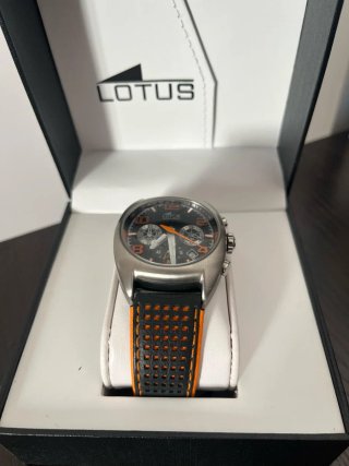 Reloj Lotus Cronógrafo Naranja Negro