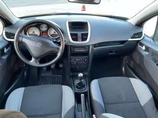 Peugeot 207 2007