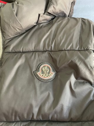 Abrigo Moncler Negro