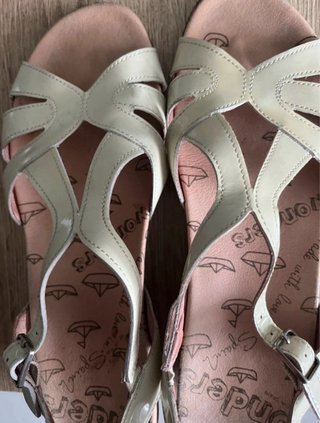 Sandalias Wonders Beige