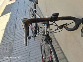 Bicicleta de carretera Specialized Allez