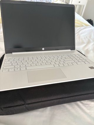 HP 15S-EQ2156NS Portátil Ryzen 7 16GB